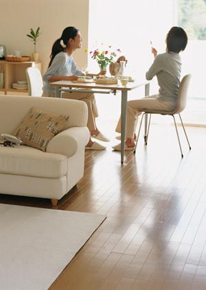 一枚板家具の魅力と選び方を徹底解説！自然素材の温もりを感じる高品質なインテリアを手に入れよう